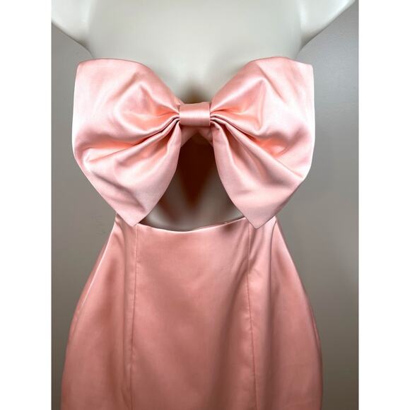 Sau Lee Estelle Bow Cutout Strapless Mini Dress in Powder Pink Size 2 - Picture 5 of 8